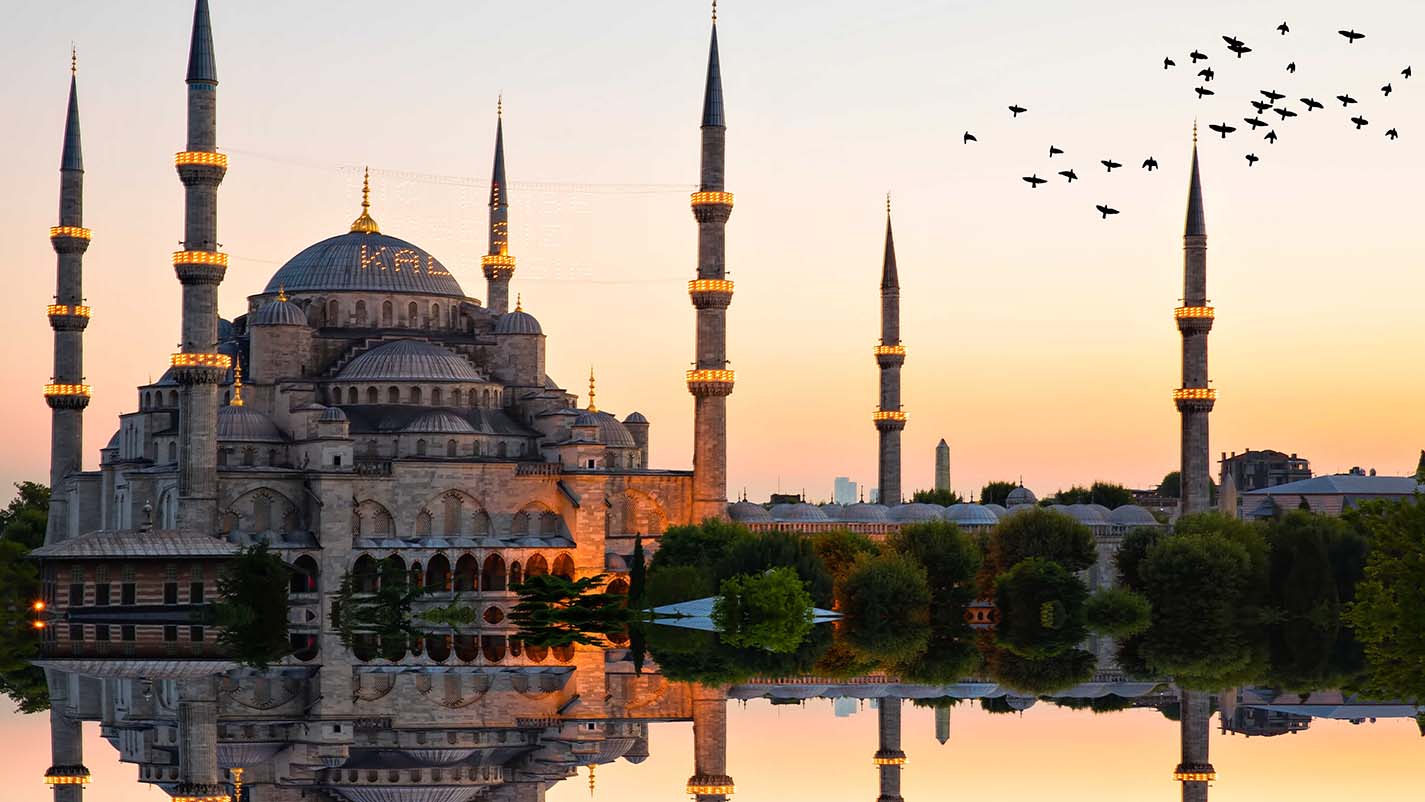 Istanbul Travel Diary: Exploring a City Where East and West Collide