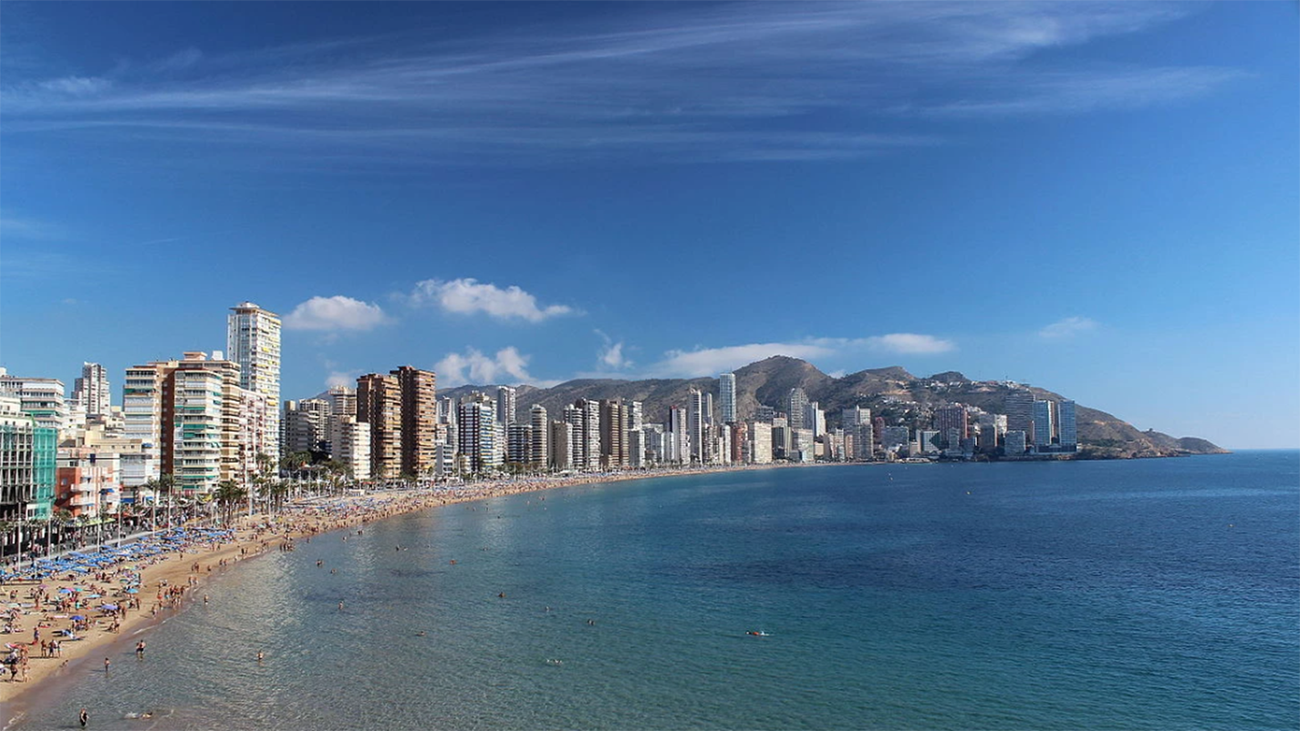 Exploring Culinary Delights: Experiencing the Flavors of Benidorm