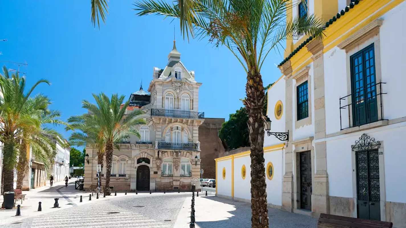 Algarve Transportation Guide: How to Arrive and Get Around