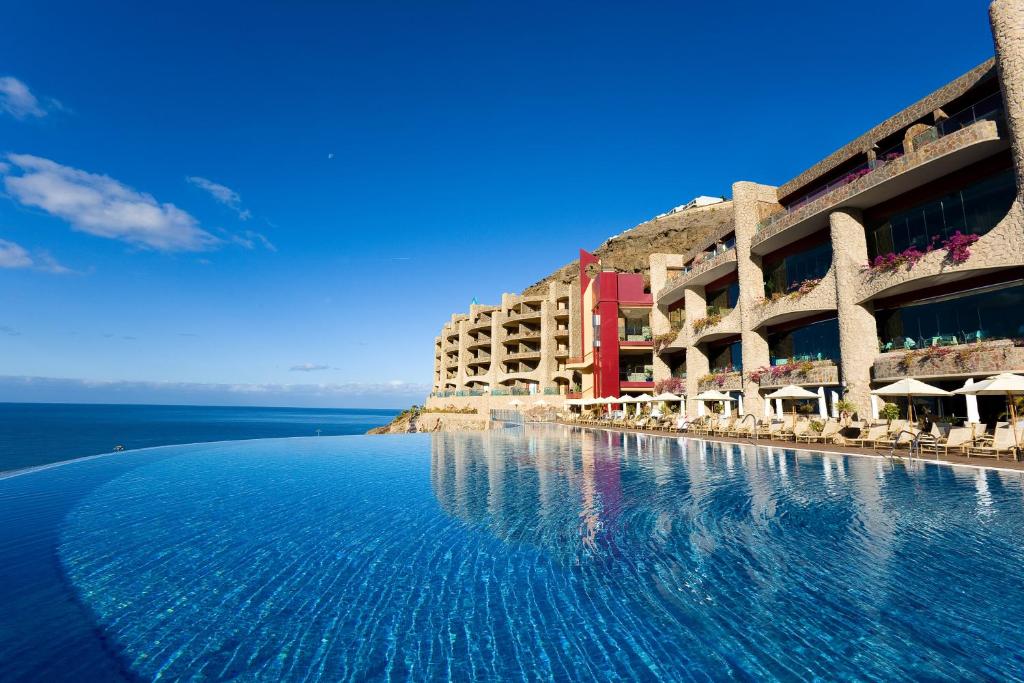Mind and Body Rejuvenation: A Curated Selection of SPA Hotels in the Canary Islands